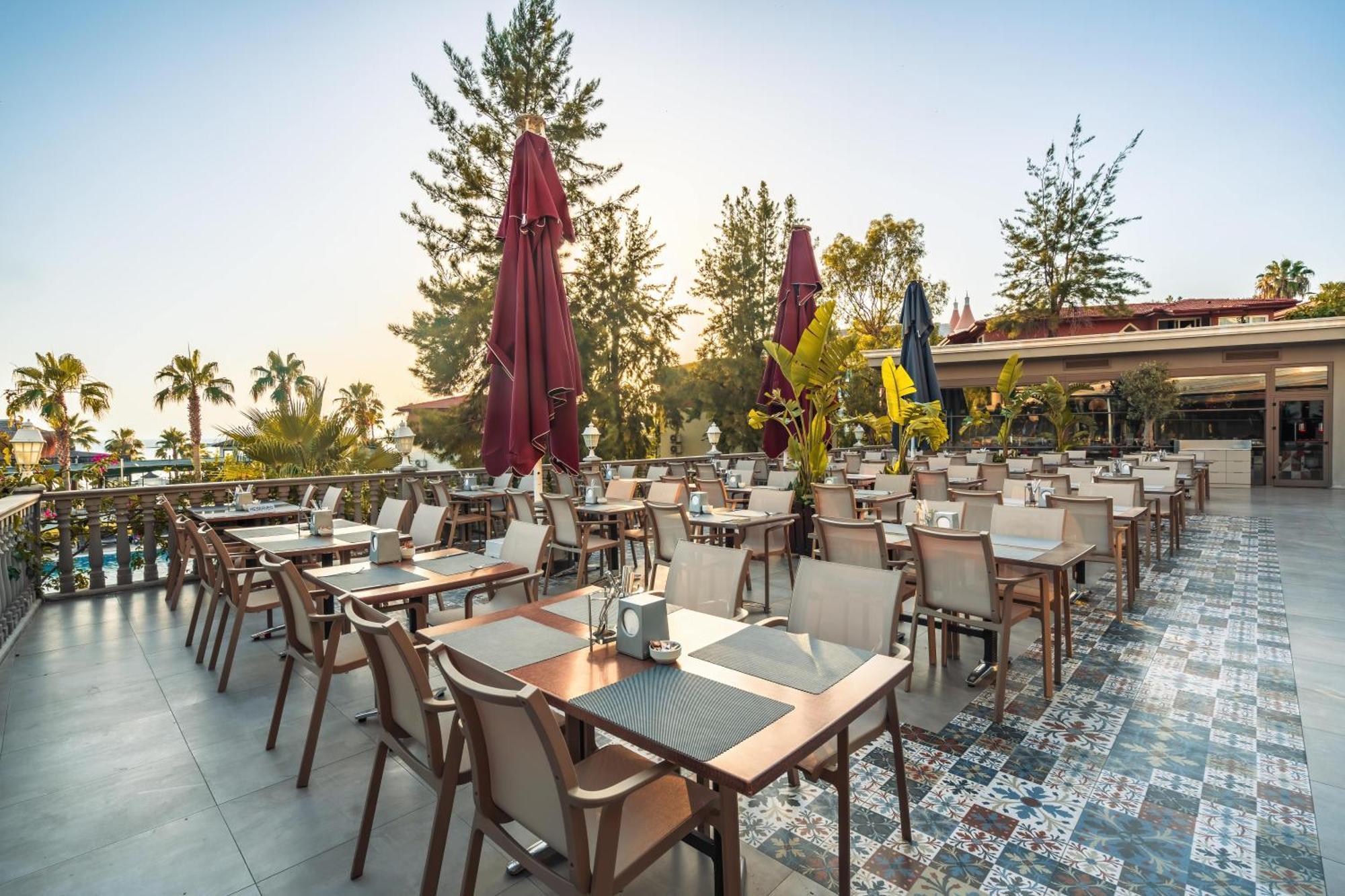 Justiniano Deluxe Resort Okurcalar Eksteriør bilde